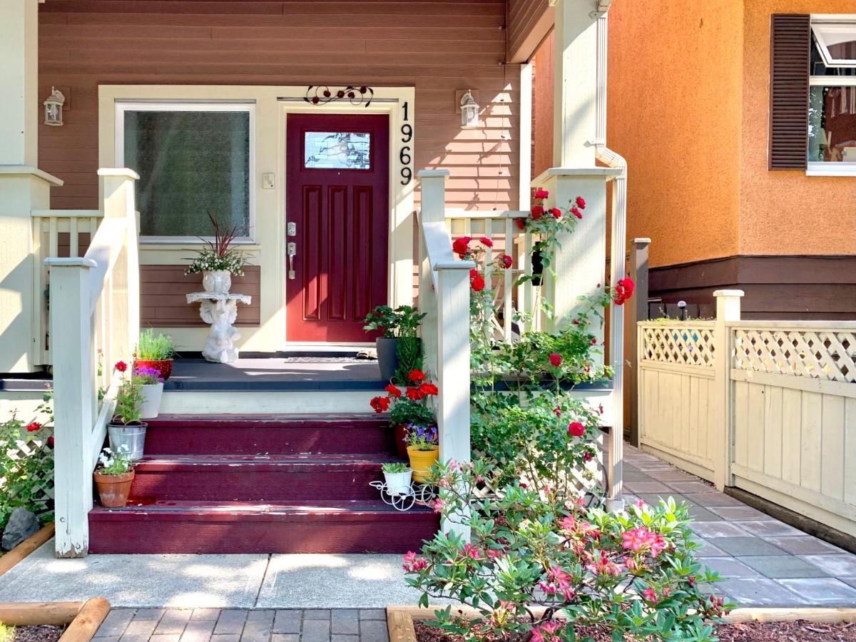Private Guest Suite 10Mins To Downtown - King Bed - Bathtub - Free Parking Vancouver Eksteriør bilde